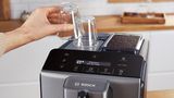 Serie 2 Cafetera superautomática VeroCafe Diamond titanium metallic, Contenedor de agua TIE20504 TIE20504-11