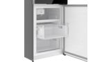 800 Series Free-standing fridge-freezer 24'' Black B24CB80ESB B24CB80ESB-14