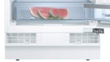 Serie 6 Unterbau-Kühlschrank mit Gefrierfach 82 x 60 cm Flachscharnier mit Softeinzug KUL15A65 KUL15A65-5