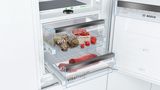 Serie | 8 Beépíthető, alulfagyasztós hűtő-fagyasztó kombináció 177.2 x 55.8 cm KIF86HD40 KIF86HD40-5
