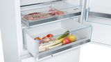Serie | 4 Free-standing fridge-freezer with freezer at bottom 201 x 70 cm White KGE49VW4AG KGE49VW4AG-5