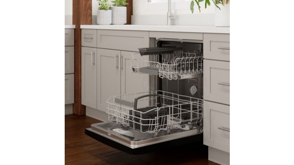 300 Series Dishwasher 24'' Black SGE53B56UC SGE53B56UC-7