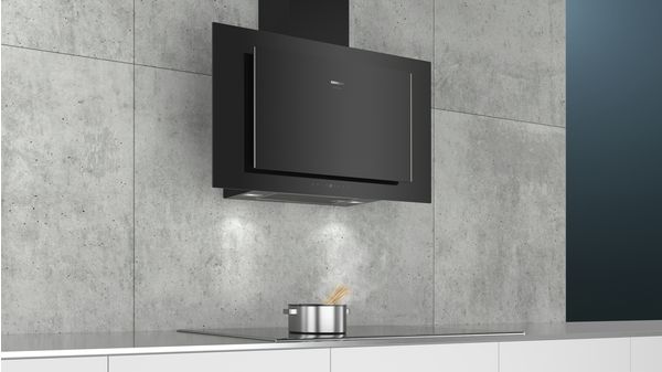 iQ500 Vägghängd köksfläkt 90 cm Klarglas med svart tryck LC97FLR62S LC97FLR62S-4