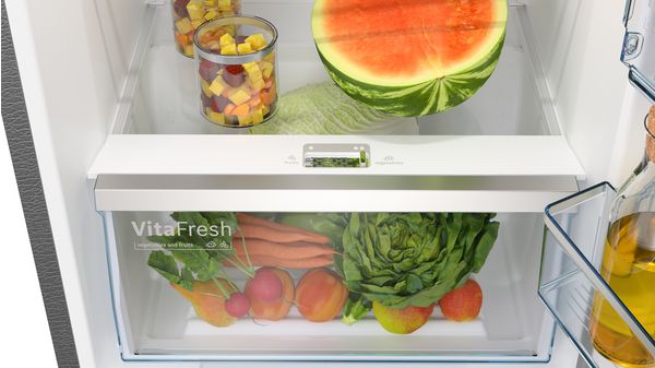 Series 4 free-standing fridge-freezer with freezer at top 187 x 67 cm CMC36K05NI CMC36K05NI-5