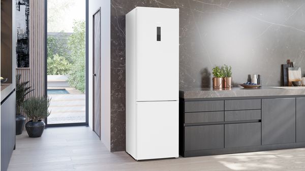 iQ300 Kombinerad kyl/frys 203 x 60 cm Vit, Total noFrost KG39NXWDF KG39NXWDF-3