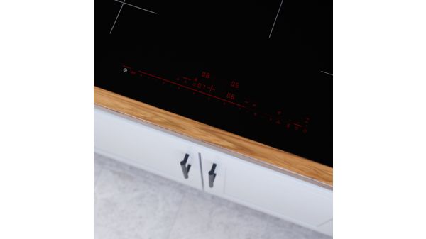 800 Series Induction Cooktop 30'' Black, Without Frame NIT8060UC NIT8060UC-12