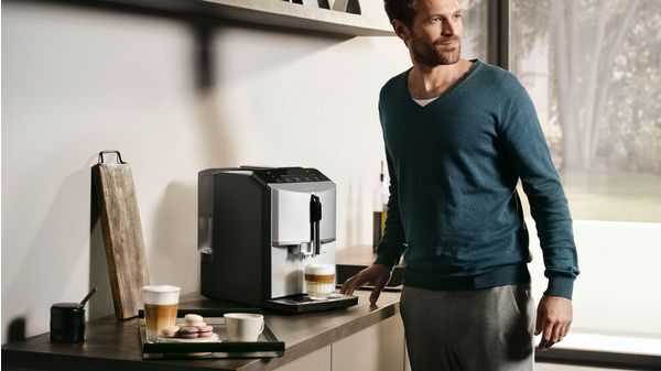 Fuldautomatisk kaffemaskine EQ300 Rustfrit stål, Inox sølv metallic, Vandbeholder TF305E07 TF305E07-6