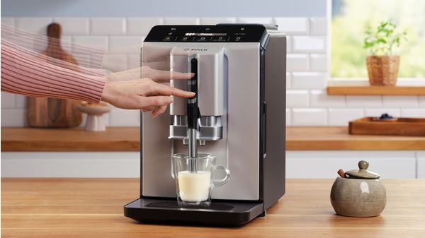 Series 2 Fully automatic coffee machine VeroCafe Silk Silver, Removable water tank TIE20301IN TIE20301IN-2