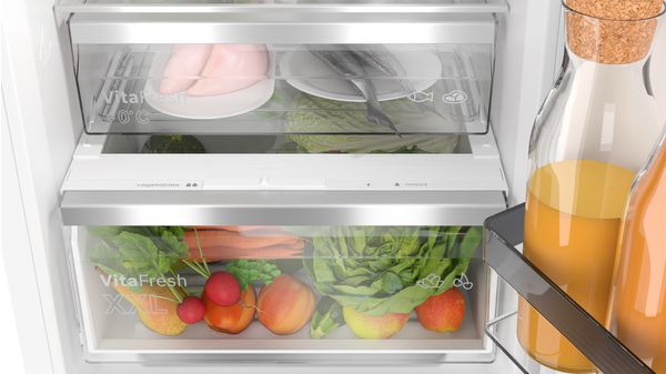 Series 6 Built-in fridge-freezer with freezer at bottom 177.2 x 55.8 cm KIN86ADD0G KIN86ADD0G-5