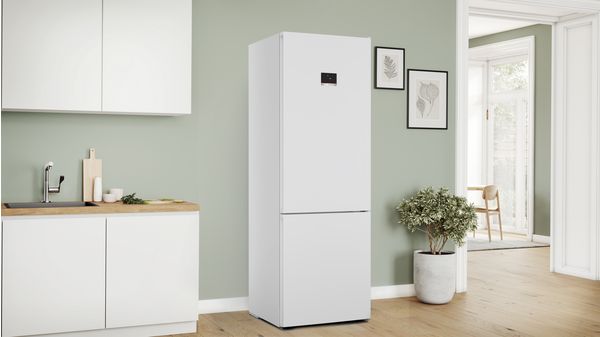 Series 4 Free-standing fridge-freezer with freezer at bottom 203 x 70 cm White KGN497WDFG KGN497WDFG-2