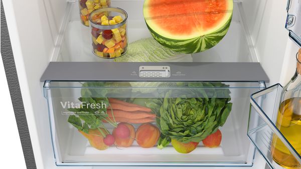 Series 6 free-standing fridge-freezer with freezer at top 187 x 67 cm CMC36S03NI CMC36S03NI-6