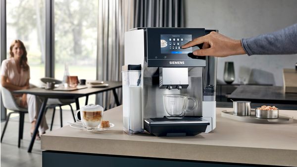 Helautomatisk kaffemaskin EQ700 integral Rostfritt stål, Vattentank TQ705R03 TQ705R03-9