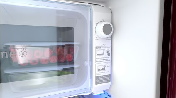 Series 4 free-standing fridge 114 x 53.8 cm Red CST18W33NI CST18W33NI-3