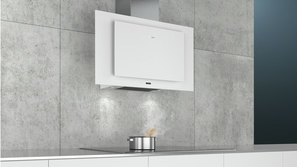 iQ500 Vägghängd köksfläkt 90 cm Klarglas med vitt tryck LC97FLP20 LC97FLP20-5