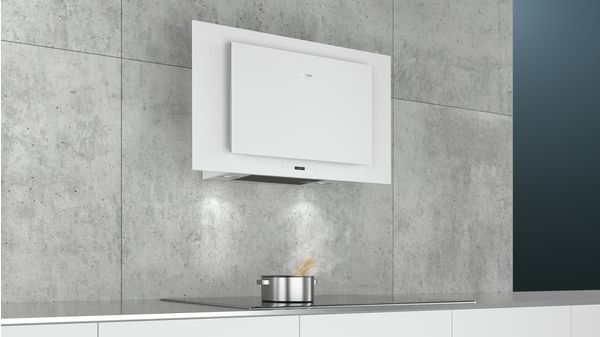 iQ500 Vägghängd köksfläkt 90 cm Klarglas med vitt tryck LC97FLP20 LC97FLP20-7