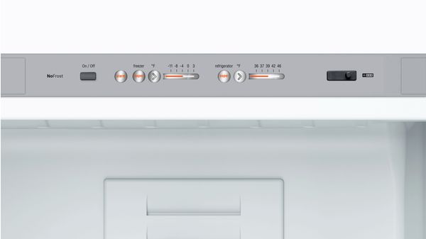 800 Series Free-standing fridge-freezer with freezer at bottom, glass door 23.5'' White B10CB80NVW B10CB80NVW-3