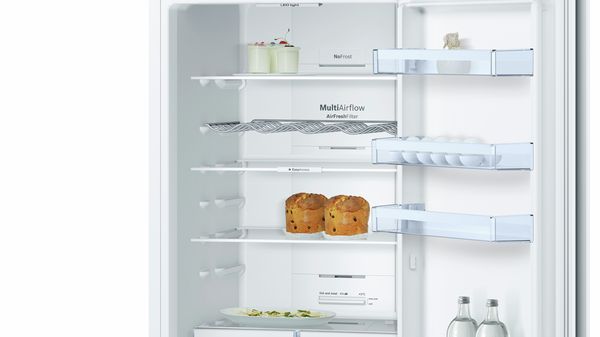 Serie | 4 Free-standing fridge-freezer with freezer at bottom 203 x 60 cm White KGN39XW36G KGN39XW36G-4