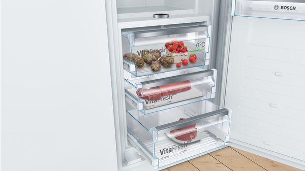 Series 8 Built-in fridge with freezer section 177.5 x 56 cm flat hinge KIF82PFF0 KIF82PFF0-5