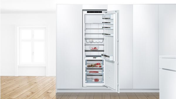 Serie 8 Einbau-Kühlschrank mit Gefrierfach 177.5 x 56 cm Flachscharnier mit Softeinzug KIF82SDE0 KIF82SDE0-2